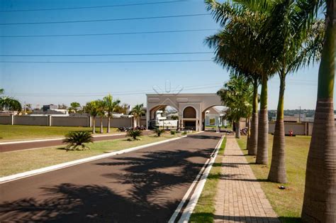 Casa Sobrado Condomínio em Foz do Iguaçu NIMOB