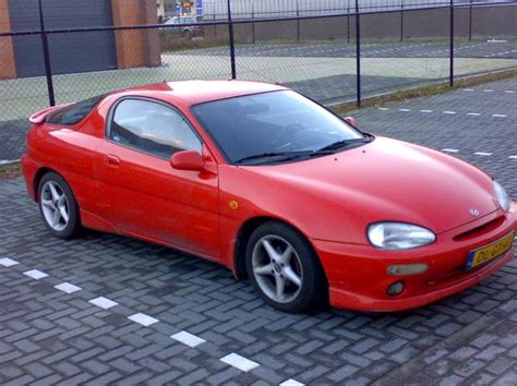 Mazda MX-3 - Information and photos - MOMENTcar