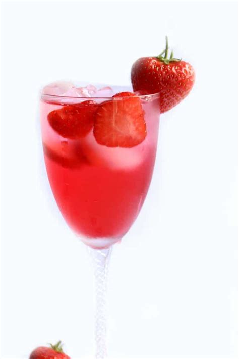 Erren S Strawberry Cocktail Erren S Kitchen