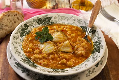 Garbanzos Con Bacalao