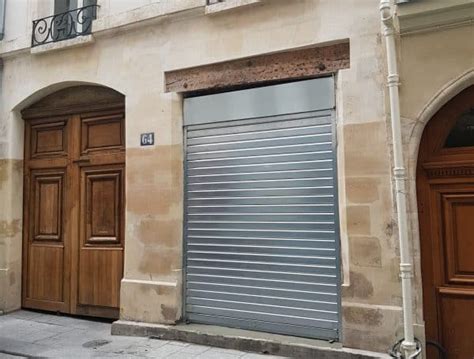 Installation de rideaux métalliques à Paris Meilleur Prix