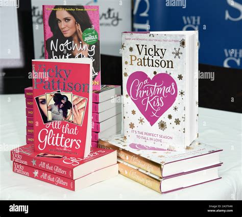 Wh smith books hi-res stock photography and images - Alamy