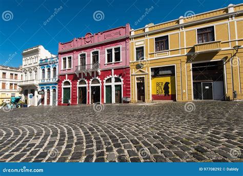 Casas Coloniales Coloridas De Curitiba Fotograf A Editorial Imagen De