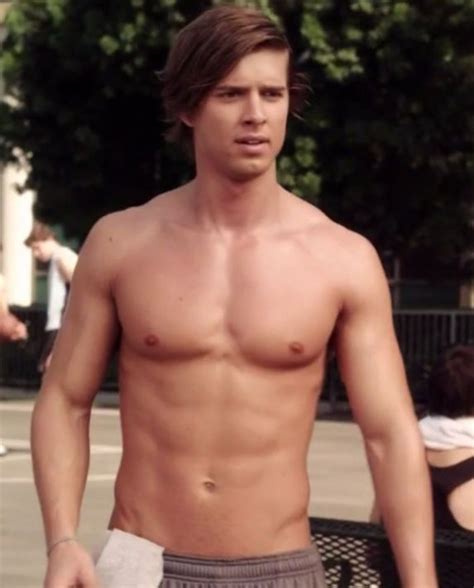 Drew Van Acker Pretty Little Liars Finale Pretty Little Liars Jason Dilaurentis