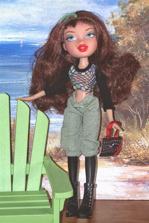 Lizzie's Arty Crafty 'n Dolls: Dolls! Bratz Makeover Number Four