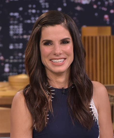 Sandra Bullock anuncia pausa na carreira para se dedicar a família