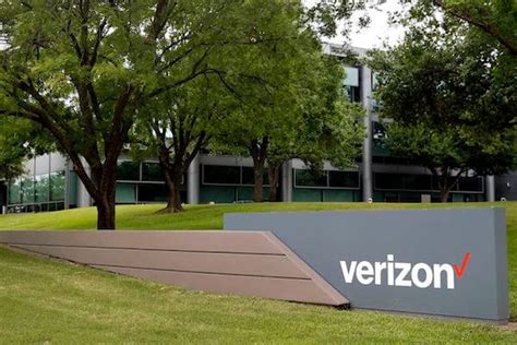 Verizon Headquarters Address, Corporate Office Phone Number, and More