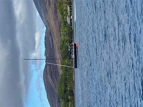 Dvids News Coast Guard Rescues Mariners Aboard Grounded Vessel Off Maui