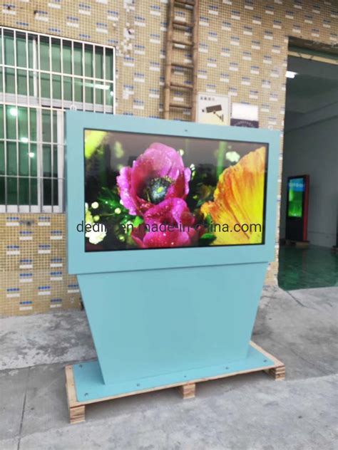 Waterproof 65 Inch Floor Standing IP65 LCD Outdoor Advertising Player