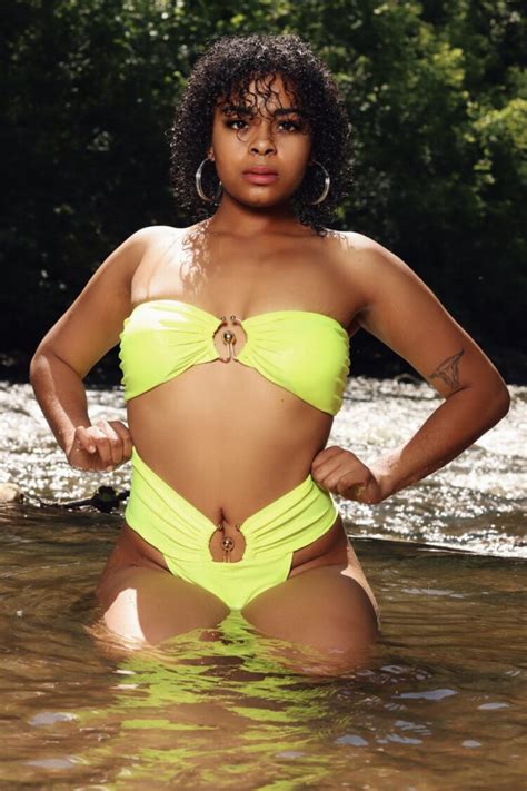 Hot Sexy Imrenata Bikini Pics