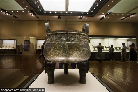 国家博物馆中国古代瓷器艺术展体现色彩美学