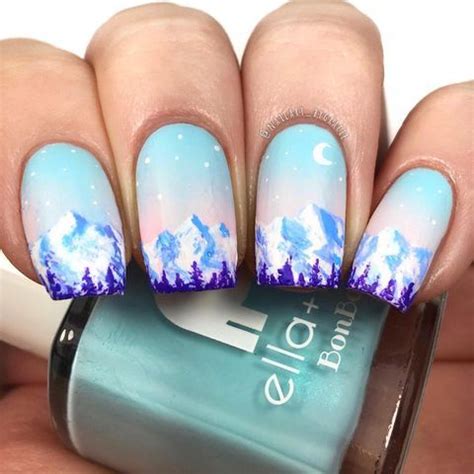 Winter Mani Ideas That Are So Much Cuter Than Red And Green Nail