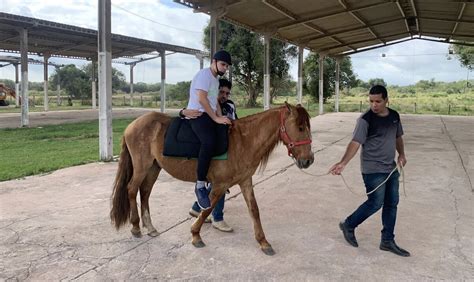 Projeto De Equoterapia Iniciado Na Fazenda Campos Novos Em Tamoios