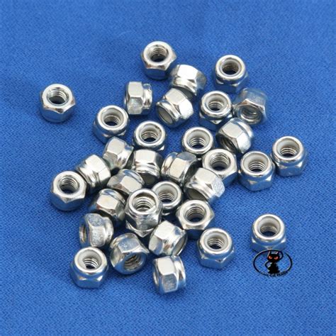 M2 5 Self Locking Hexagonal Nut Galvanized Finish Size M2 5 250404