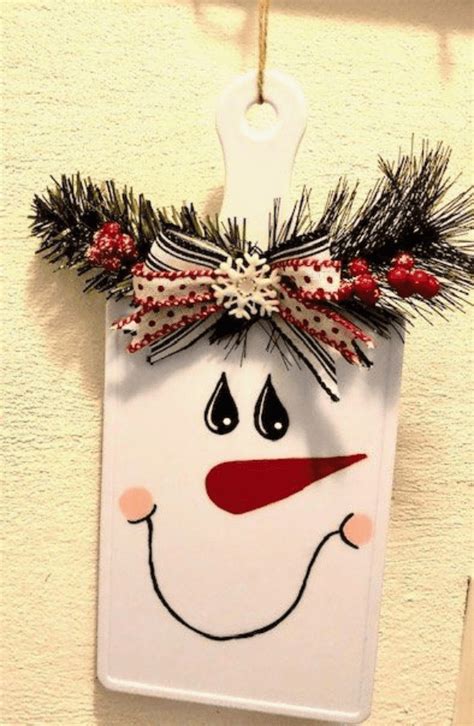 25 Dollar Tree Cutting Boards DIY Christmas Crafts - I Luve It