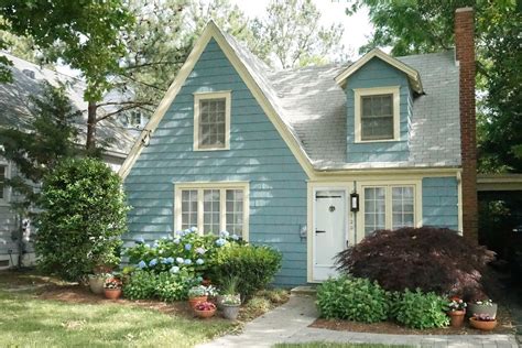 Cute Cottages At The Beach