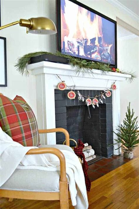 Diy Wood Slice Christmas Banner Chatfield Court