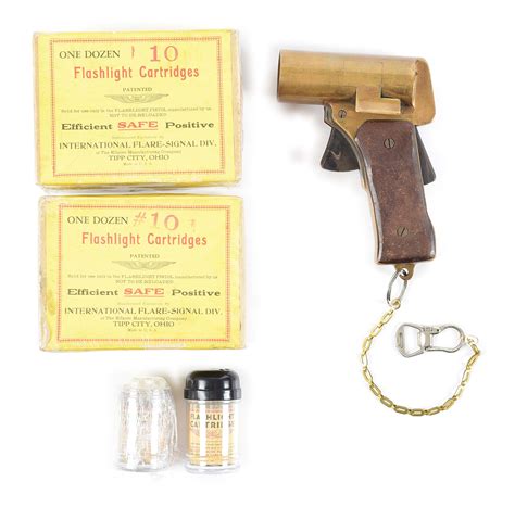 Lot Detail International Flare Signal Co M2 Pyrotechnic Flare Gun