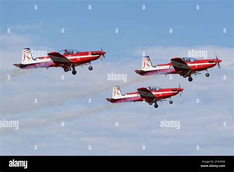 Royal Australian Air Force Raaf Pilatus Pc Roulettes Seen Flying In