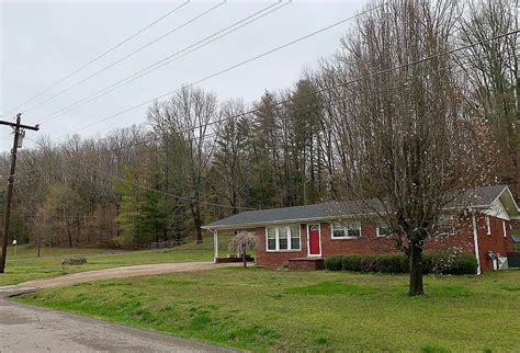 407 Hurricane Meadows Dr, Waynesboro, TN 38485 | Zillow