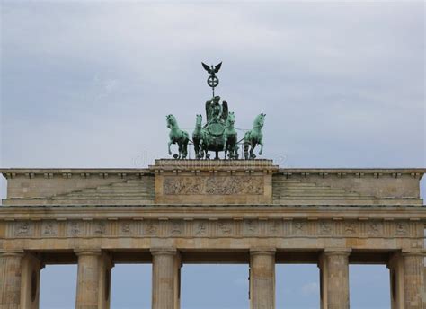 Symbole De Berlin Germany Ancient Brandenburg Door De La Ville Photo