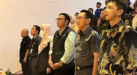 Pj Bupati Bekasi Hadiri Penghargaan Koperasi Makin Berani Award