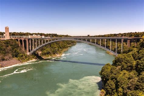 Niagara Falls Bridge stock image. Image of mist, travel - 27392123