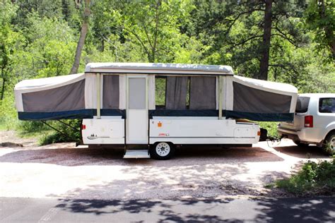 2002 Coleman Westlake Popup Folding Camper RV Rental