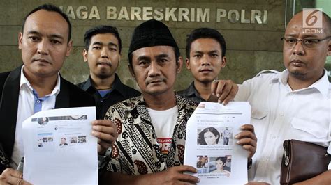 FOTO PRIDE Laporkan Situs Penyebar Skandal Sandiaga Ke Bareskrim