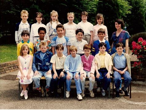 Photo De Classe Cm1 B De 1985 Ecole Pierre Brossolette Copains Davant