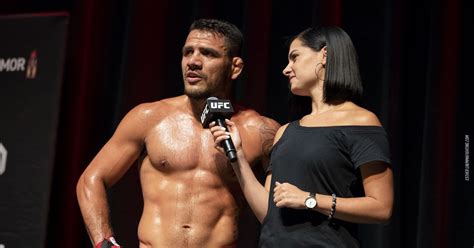 Rafael Dos Anjos Vs Rafael Fiziev In The Works As Main Event For Ufc