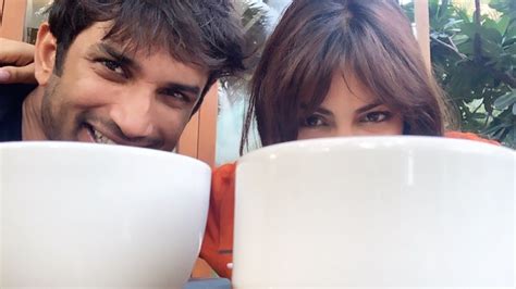 Rhea Chakraborty Shares Mushy Photos With Sushant Singh Rajput Pens