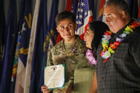 Dvids Images Specialist Rene Rodriguez Receives The Soldiers Medal