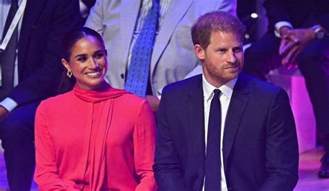 Principe Harry E Meghan Markle Lite In Strada Interviene La Polizia