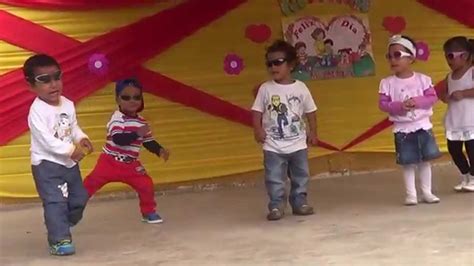 Niño Bailando Regueton Youtube