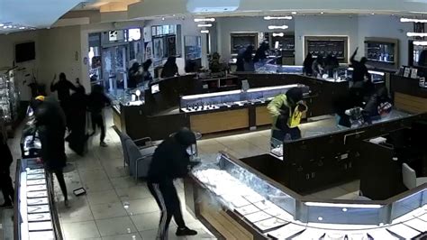 Robbery Crew Hits Sunnyvale Jewelry Store 5 Arrested After Police Pursuits