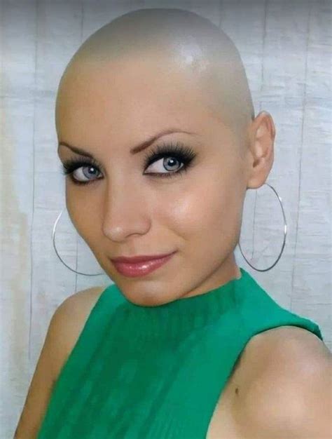 24 Likes Tumblr Bald Women Bald Head Women Bald Girl