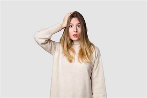 Premium Photo Being Shocked She Has Remembered Important Meeting