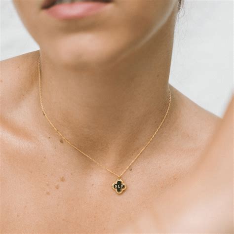 Bubble Initial Clover Ketting Vedder And Vedder