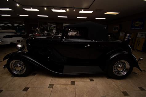 1932 Ford Cabriolet Ideal Classic Cars LLC