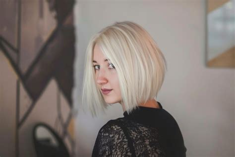 40 Platinum Blonde Looks That Prove This Shade Is Ice Cold And Red Hot Luxe Luminous