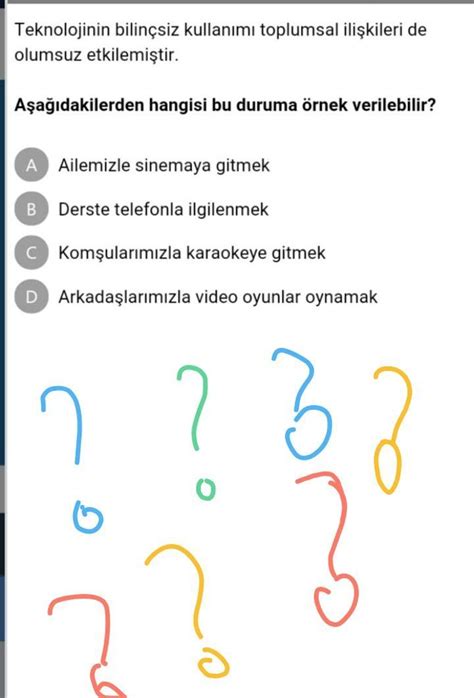 ARKADAŞLAR SORUNUN CEVABI NE BEN BULAMADIM alumnos