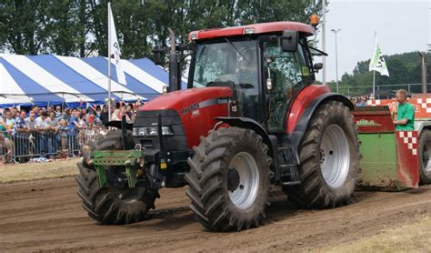 Case IH Maxxum MXU 125 Pro Technische Daten Österreich