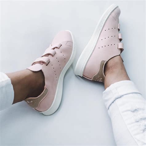 M Cho H I Con G I Xem Ng Sneaker M U Nude N Y M B O C N O C Ng H H T I Mua Ngay