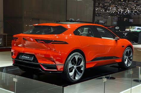 Jaguar I-Pace Electric SUV Launch, Specs, Features, Interior, Review