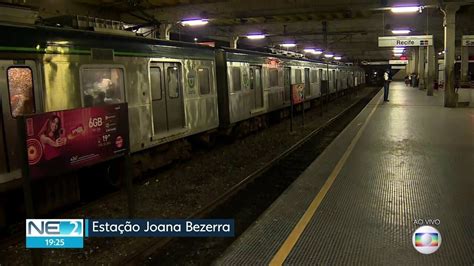 Vídeo Linha Sul do metrô volta a funcionar NE2 G1