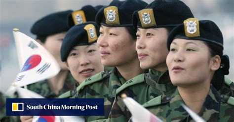 South Korean Army Women