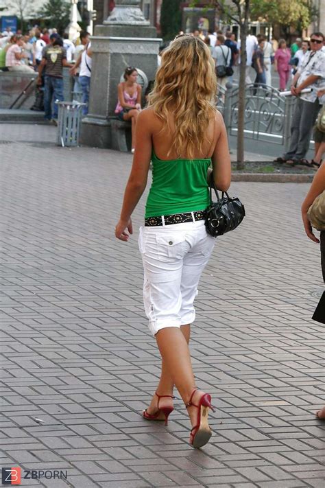 Oopss Upskirts Part Two Descuidos De Calsones Ricos Zb Porn