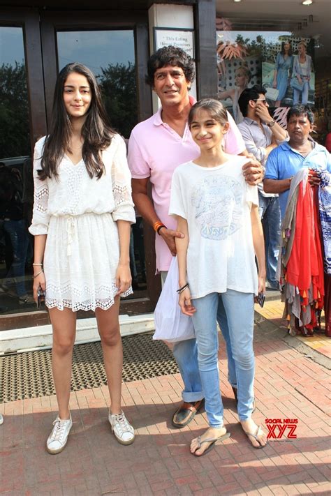 Mumbai: Chunky Pandey with family at Bandra #Gallery - Social News XYZ