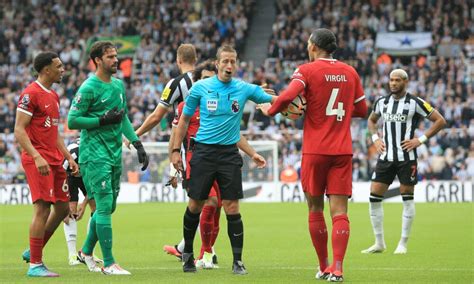 Gary Neville Reacts As Liverpool Centre Back Virgil Van Dijk Is Sent